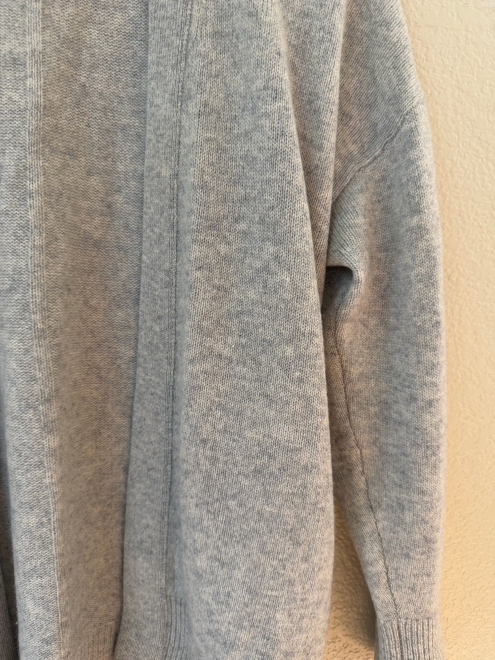 Babaton Light Gray Open-Front Knit Cardigan - Picture 4 of 8